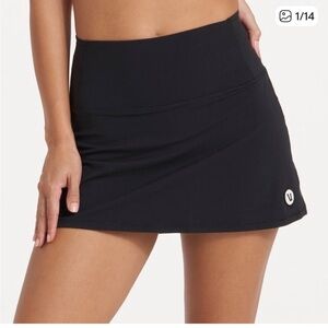 vuori volley skirt size XS